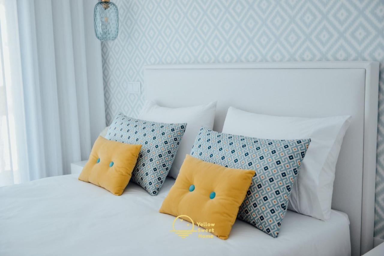 Yellow Sweet Home - Maria E Beatriz นาซาเร ภายนอก รูปภาพ