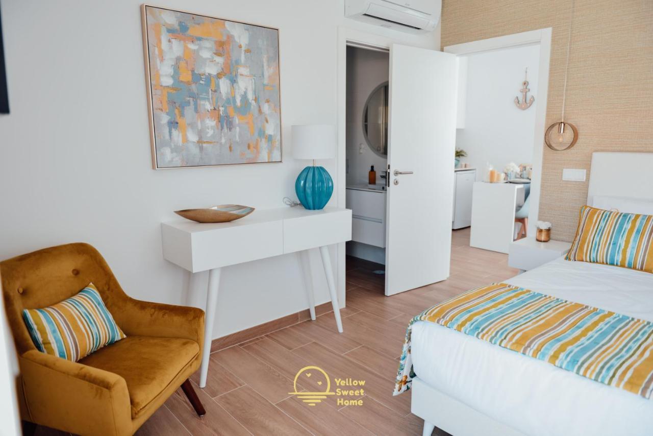 Yellow Sweet Home - Maria E Beatriz นาซาเร ภายนอก รูปภาพ